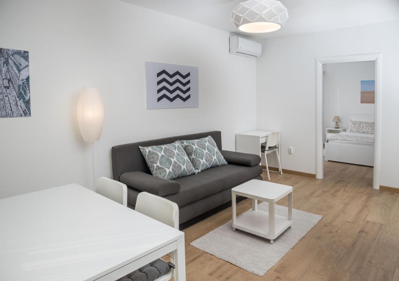 Apartmani Orion - Kasiopeja Vinkovce Kültér fotó